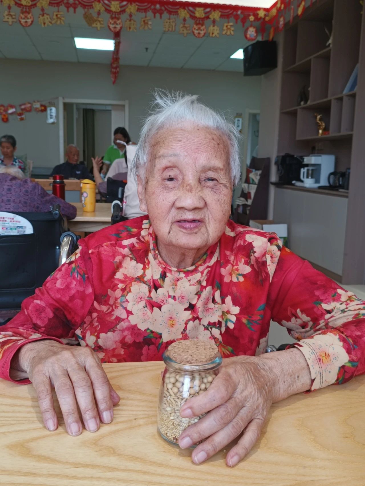 惠康康养|“秋收出暑·享五谷之趣”DIY五谷丰登瓶主题活动